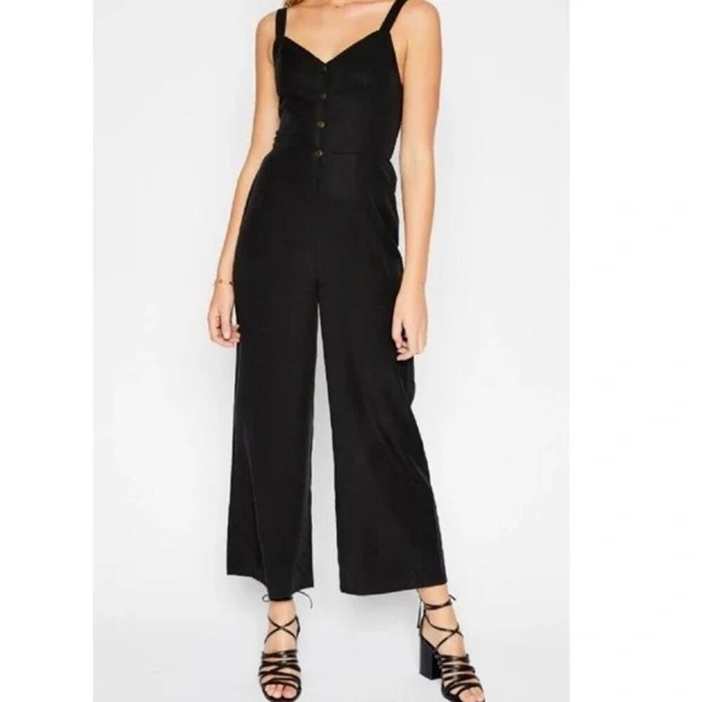 Sadie & Sage Black Bellflower Sleeveless Button Accent Jumpsuit Women's Small